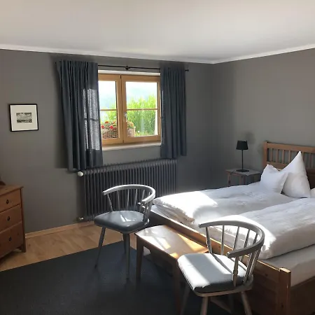 Гостьовий будинок Hinterseer 4*